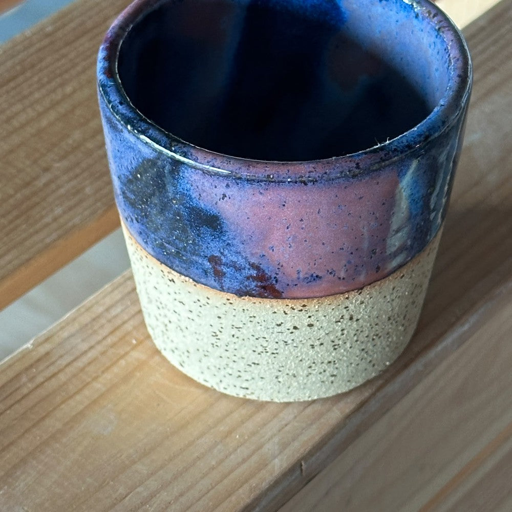 Sprinkled V Cup
