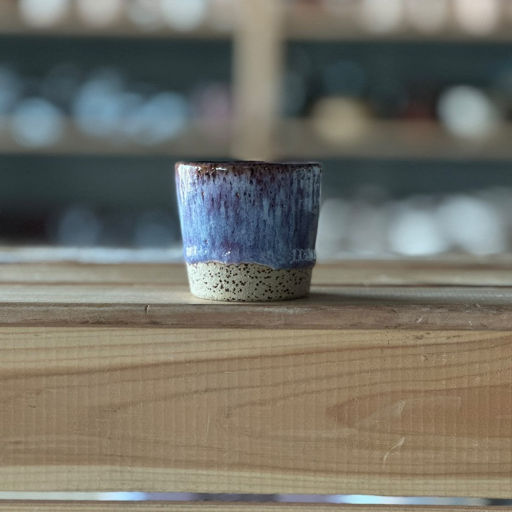 Sprinkled V Cup