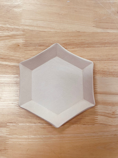 Diamond Plate bisque piece to paint at Ceramic Cube Doha