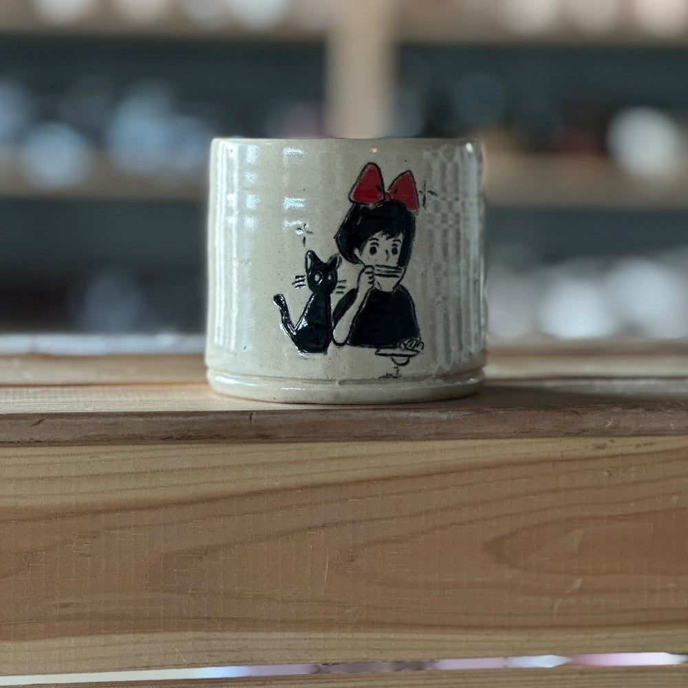 Cup with Kiki & Jiji - Beige