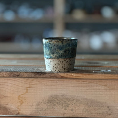Sprinkled V Cup - Green & brown