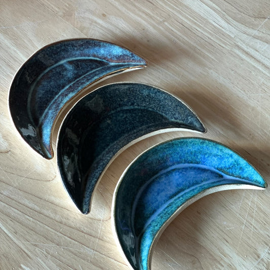 Moon Plate - Blue & brown