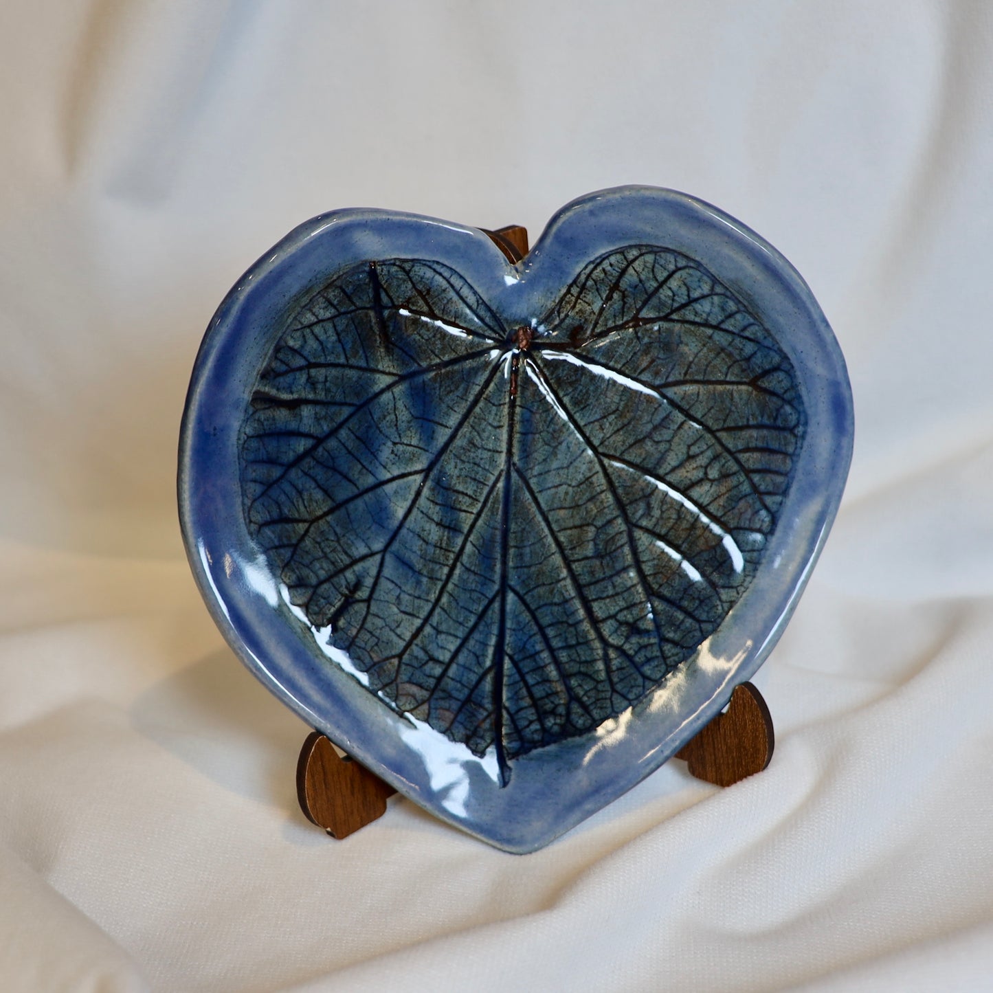 Blue Heart Shaped Plate with Leaf Print